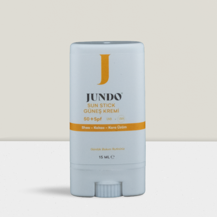 Jundo Sun Stick Güneş Kremi 50+ SPF – Shea, Kakao & Kara Üzüm